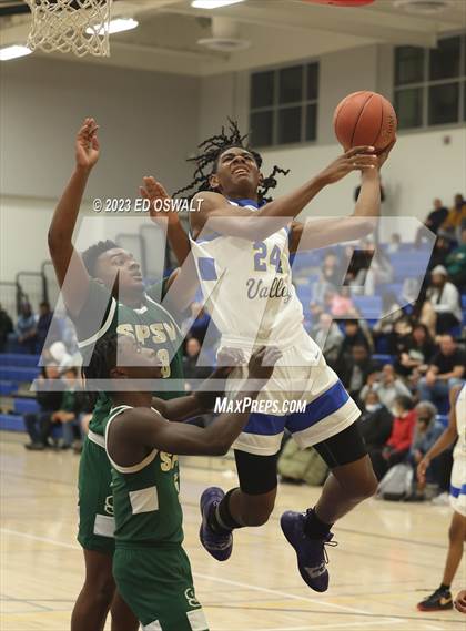 Thumbnail 3 in St. Patrick-St. Vincent @ Pinole Valley (CIF NCS D3 Semifinal) photogallery.