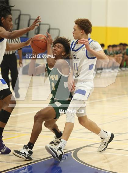 Thumbnail 3 in St. Patrick-St. Vincent @ Pinole Valley (CIF NCS D3 Semifinal) photogallery.