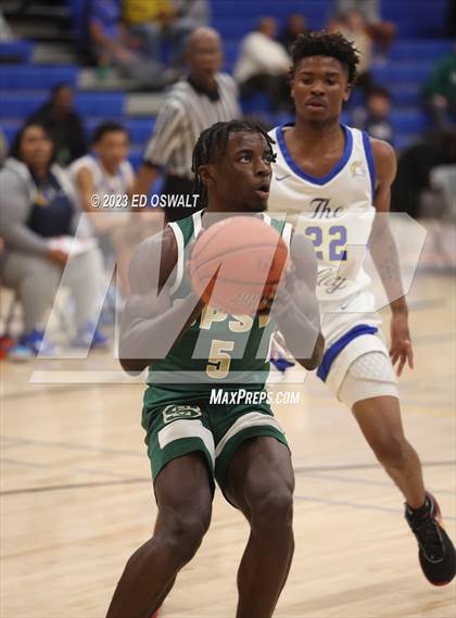 Thumbnail 3 in St. Patrick-St. Vincent @ Pinole Valley (CIF NCS D3 Semifinal) photogallery.