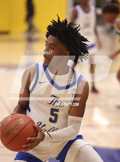 Thumbnail 1 in St. Patrick-St. Vincent @ Pinole Valley (CIF NCS D3 Semifinal) photogallery.