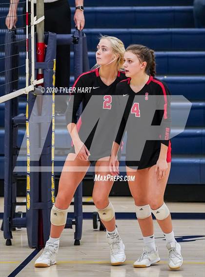 Thumbnail 1 in Terre Haute South Vigo vs. Brownsburg (IHSAA 4A Sectional Semifinal) photogallery.