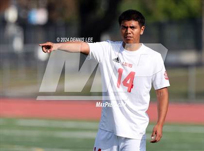 Thumbnail 2 in Lincoln vs. McClatchy photogallery.