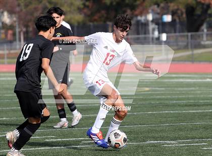 Thumbnail 3 in Lincoln vs. McClatchy photogallery.