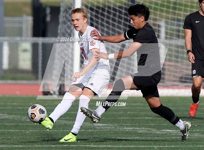 Thumbnail 2 in Lincoln vs. McClatchy photogallery.