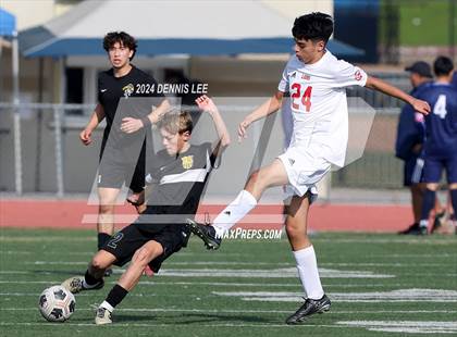 Thumbnail 3 in Lincoln vs. McClatchy photogallery.