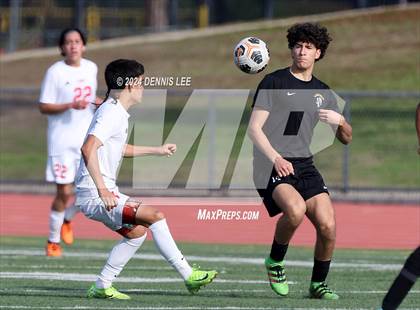Thumbnail 3 in Lincoln vs. McClatchy photogallery.