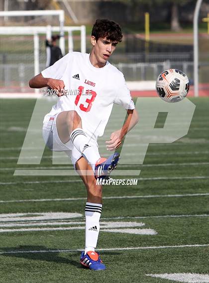 Thumbnail 2 in Lincoln vs. McClatchy photogallery.