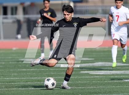 Thumbnail 2 in Lincoln vs. McClatchy photogallery.