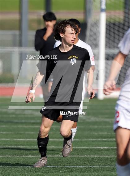 Thumbnail 2 in Lincoln vs. McClatchy photogallery.