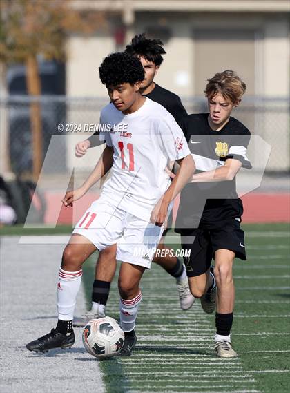 Thumbnail 3 in Lincoln vs. McClatchy photogallery.
