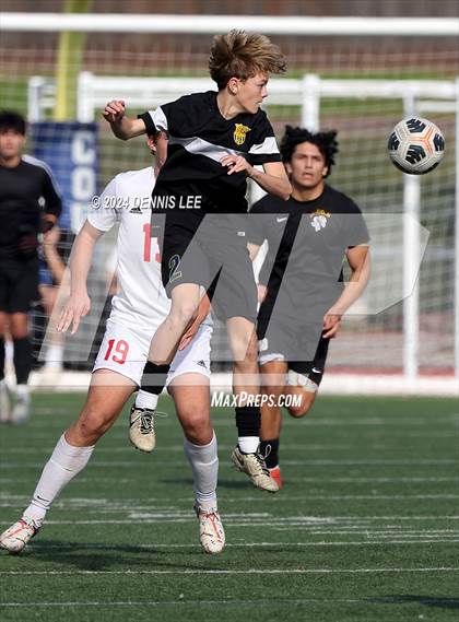 Thumbnail 1 in Lincoln vs. McClatchy photogallery.