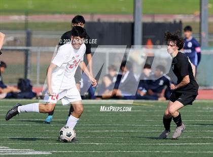 Thumbnail 3 in Lincoln vs. McClatchy photogallery.