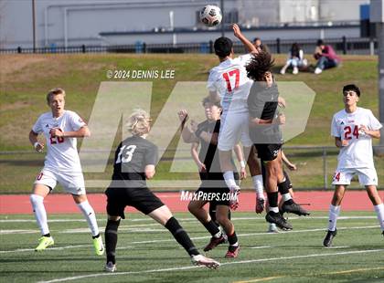 Thumbnail 2 in Lincoln vs. McClatchy photogallery.