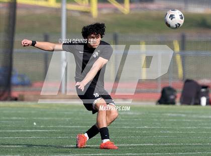 Thumbnail 2 in Lincoln vs. McClatchy photogallery.