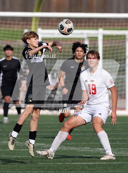 Thumbnail 3 in Lincoln vs. McClatchy photogallery.