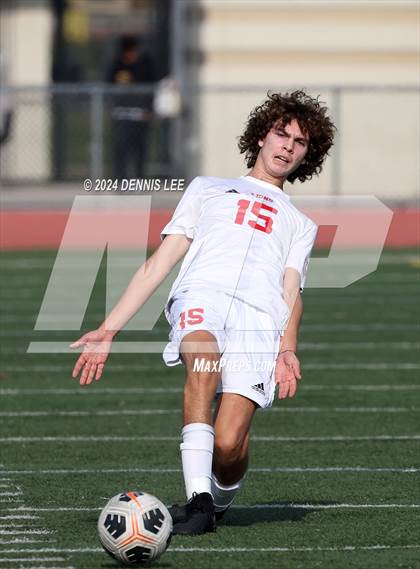 Thumbnail 2 in Lincoln vs. McClatchy photogallery.