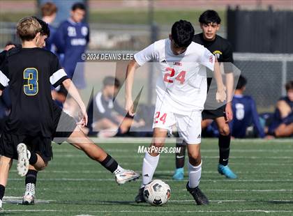 Thumbnail 2 in Lincoln vs. McClatchy photogallery.