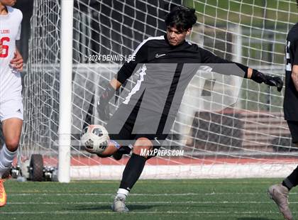 Thumbnail 1 in Lincoln vs. McClatchy photogallery.