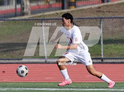 Thumbnail 1 in Lincoln vs. McClatchy photogallery.