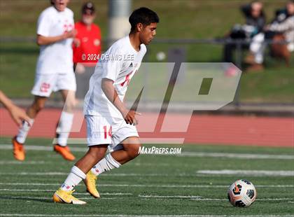 Thumbnail 2 in Lincoln vs. McClatchy photogallery.