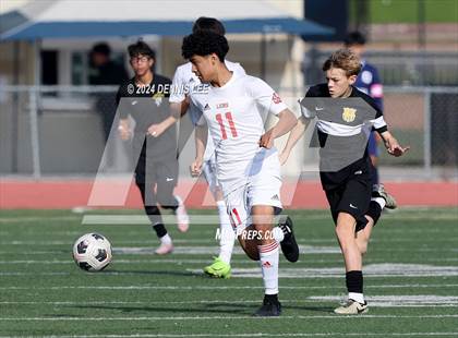Thumbnail 2 in Lincoln vs. McClatchy photogallery.
