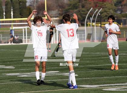 Thumbnail 2 in Lincoln vs. McClatchy photogallery.