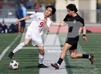 Thumbnail 3 in Lincoln vs. McClatchy photogallery.