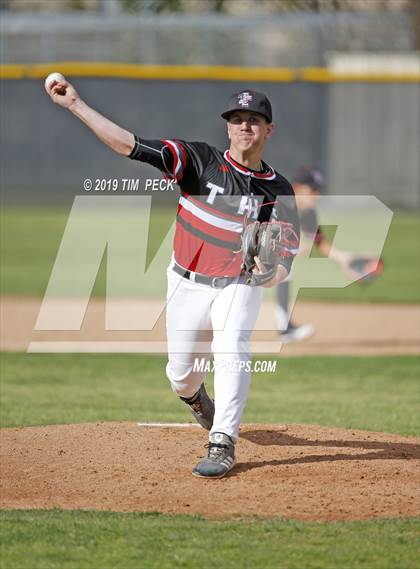 Thumbnail 1 in Brea Olinda @ Tustin photogallery.
