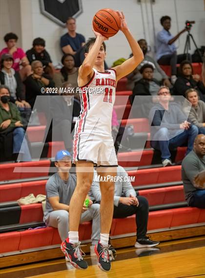 Thumbnail 1 in Pennington @ Hun photogallery.