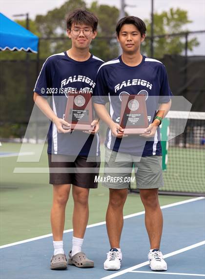 Thumbnail 3 in  Community School of Davidson vs. Raleigh Charter (NCHSAA 2A Individuals & Doubles Finals - Awards) photogallery.