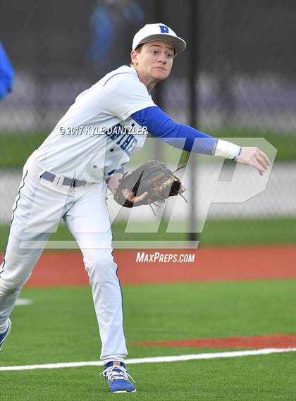 Thumbnail 2 in Spring Hill vs Ford (Anna Tournament) photogallery.