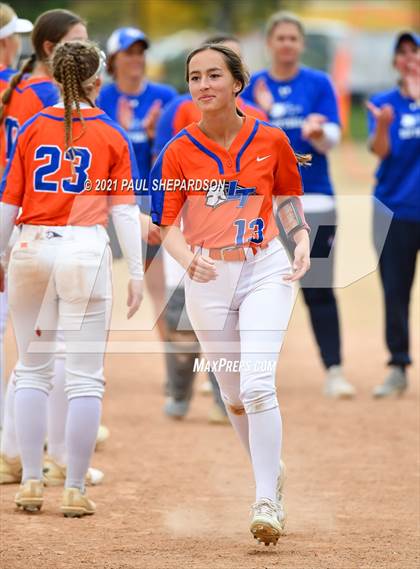 Thumbnail 2 in Legend vs. Columbine (CHSAA 5A State Final Game) photogallery.