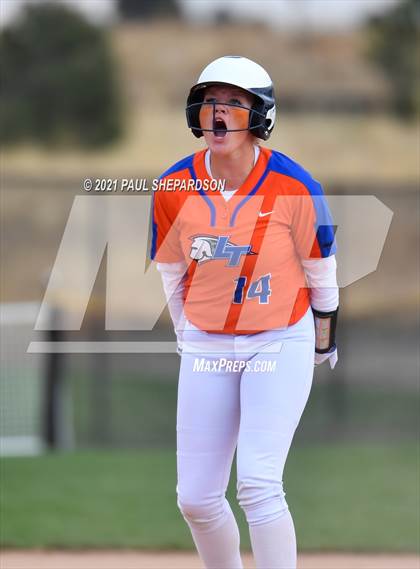 Thumbnail 3 in Legend vs. Columbine (CHSAA 5A State Final Game) photogallery.