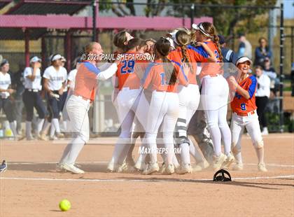 Thumbnail 3 in Legend vs. Columbine (CHSAA 5A State Final Game) photogallery.