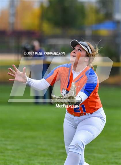 Thumbnail 3 in Legend vs. Columbine (CHSAA 5A State Final Game) photogallery.