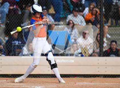 Thumbnail 2 in Legend vs. Columbine (CHSAA 5A State Final Game) photogallery.