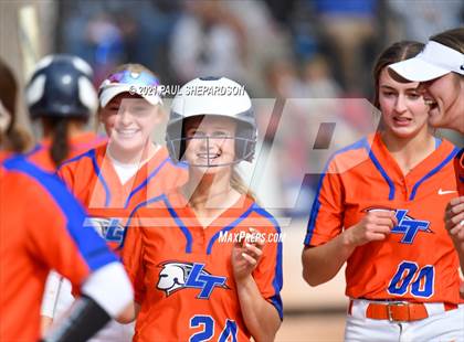 Thumbnail 1 in Legend vs. Columbine (CHSAA 5A State Final Game) photogallery.
