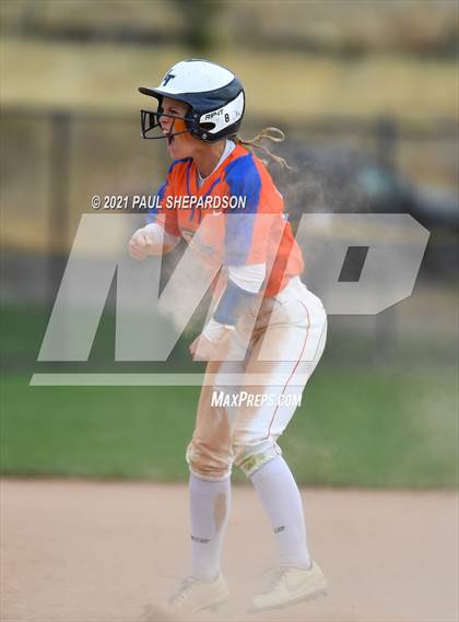 Thumbnail 2 in Legend vs. Columbine (CHSAA 5A State Final Game) photogallery.