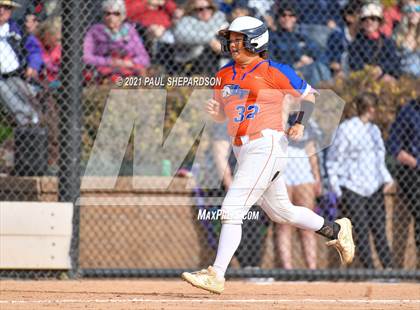 Thumbnail 2 in Legend vs. Columbine (CHSAA 5A State Final Game) photogallery.