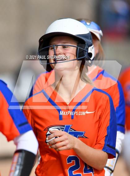 Thumbnail 1 in Legend vs. Columbine (CHSAA 5A State Final Game) photogallery.
