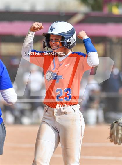 Thumbnail 2 in Legend vs. Columbine (CHSAA 5A State Final Game) photogallery.