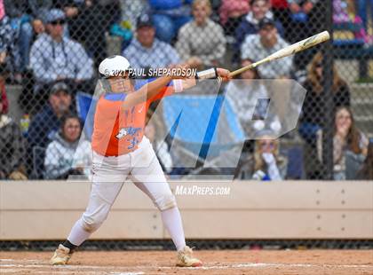 Thumbnail 3 in Legend vs. Columbine (CHSAA 5A State Final Game) photogallery.