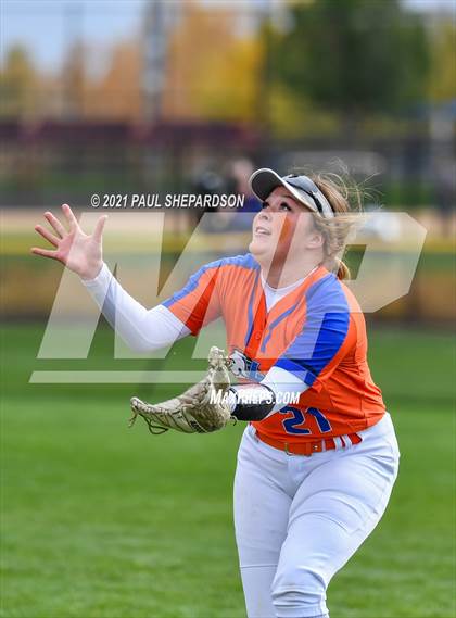 Thumbnail 1 in Legend vs. Columbine (CHSAA 5A State Final Game) photogallery.