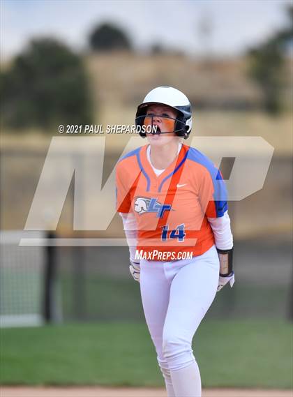 Thumbnail 2 in Legend vs. Columbine (CHSAA 5A State Final Game) photogallery.