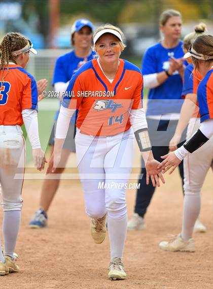 Thumbnail 2 in Legend vs. Columbine (CHSAA 5A State Final Game) photogallery.