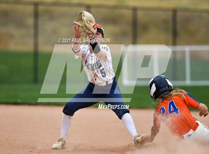 Thumbnail 1 in Legend vs. Columbine (CHSAA 5A State Final Game) photogallery.