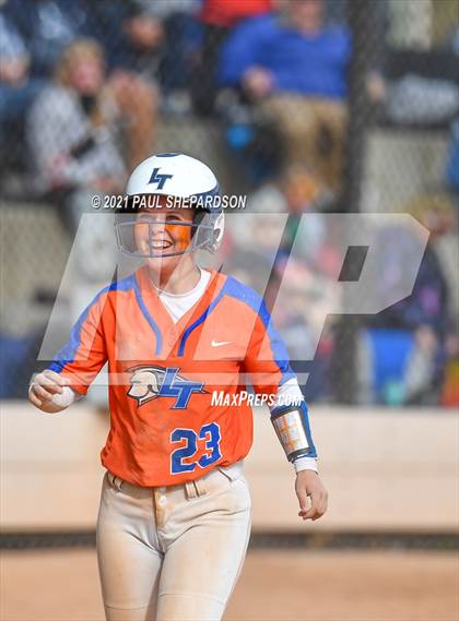 Thumbnail 1 in Legend vs. Columbine (CHSAA 5A State Final Game) photogallery.