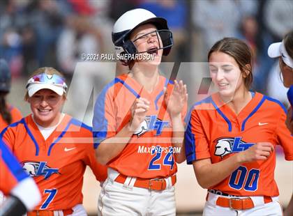 Thumbnail 1 in Legend vs. Columbine (CHSAA 5A State Final Game) photogallery.