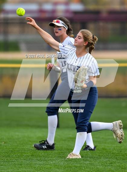 Thumbnail 1 in Legend vs. Columbine (CHSAA 5A State Final Game) photogallery.