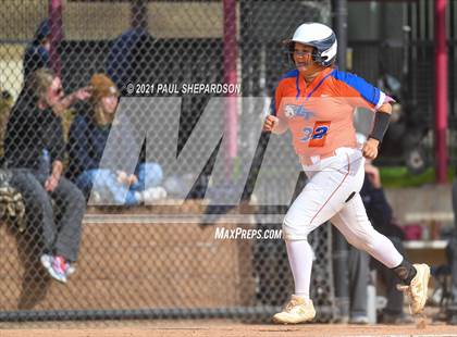 Thumbnail 3 in Legend vs. Columbine (CHSAA 5A State Final Game) photogallery.